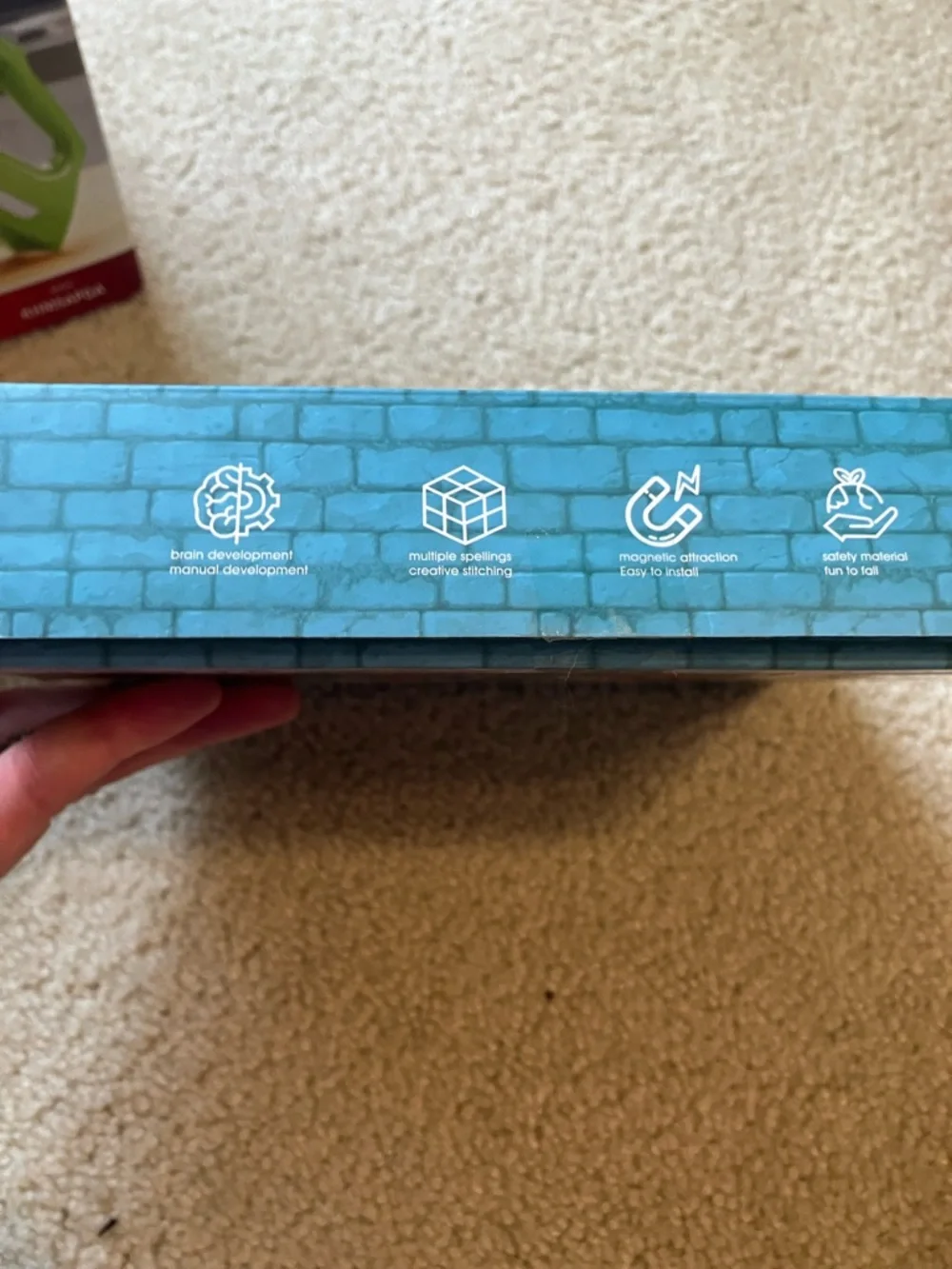 Magnetic Castle Cubes Building Set - Green - Picture 4 of 4
